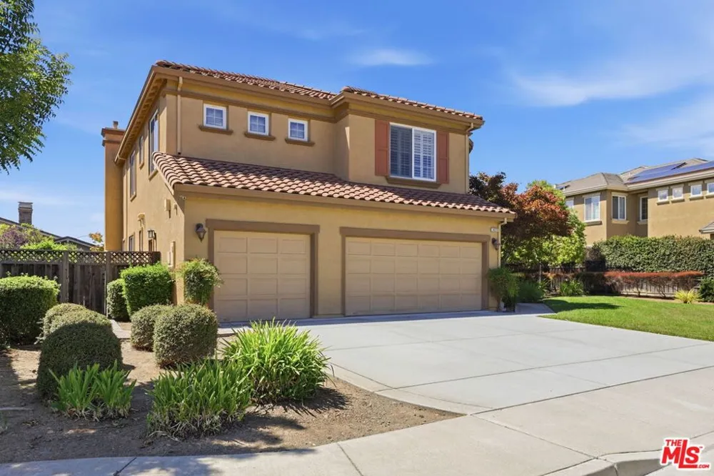 18275 Los Padres Place Morgan Hill, CA 95037