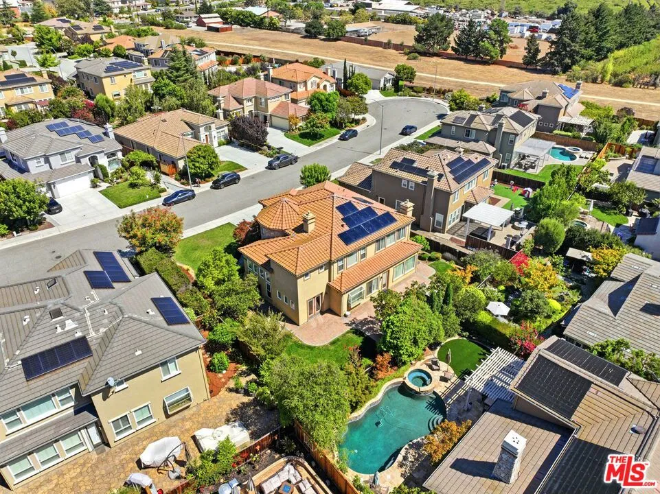 18275 Los Padres Place Morgan Hill, CA 95037