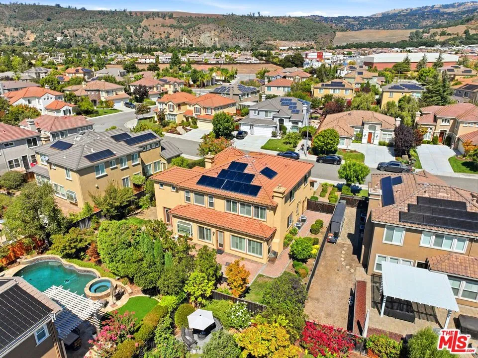 18275 Los Padres Place Morgan Hill, CA 95037