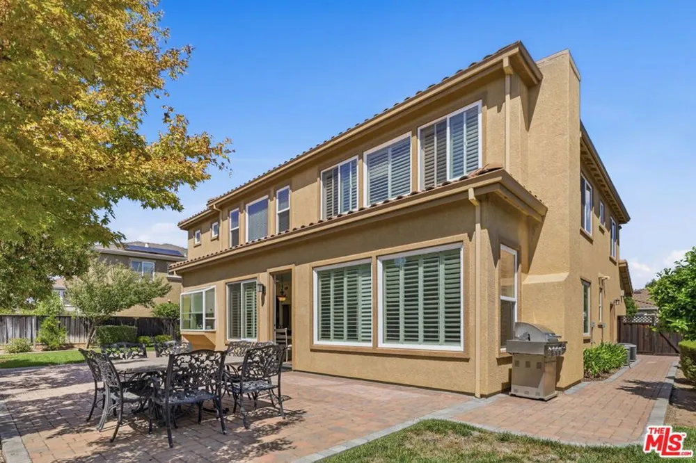 18275 Los Padres Place Morgan Hill, CA 95037