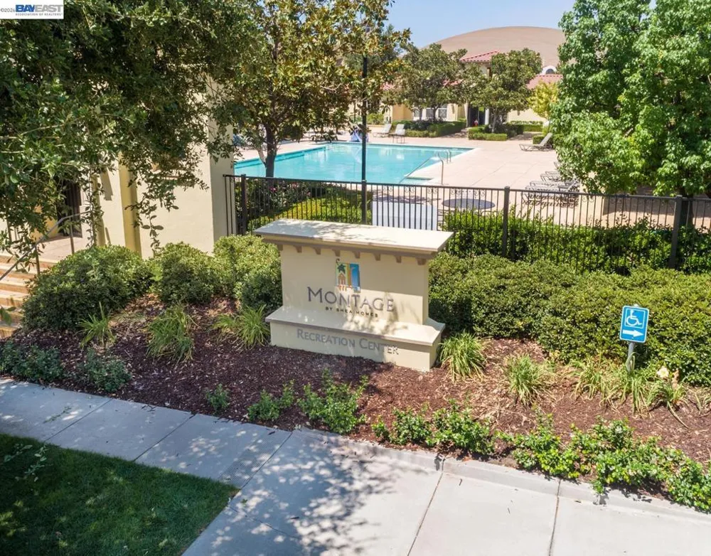 2811 Quarryhill Ave #4 Livermore, CA 94551