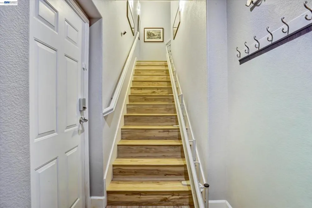 2811 Quarryhill Ave #4 Livermore, CA 94551