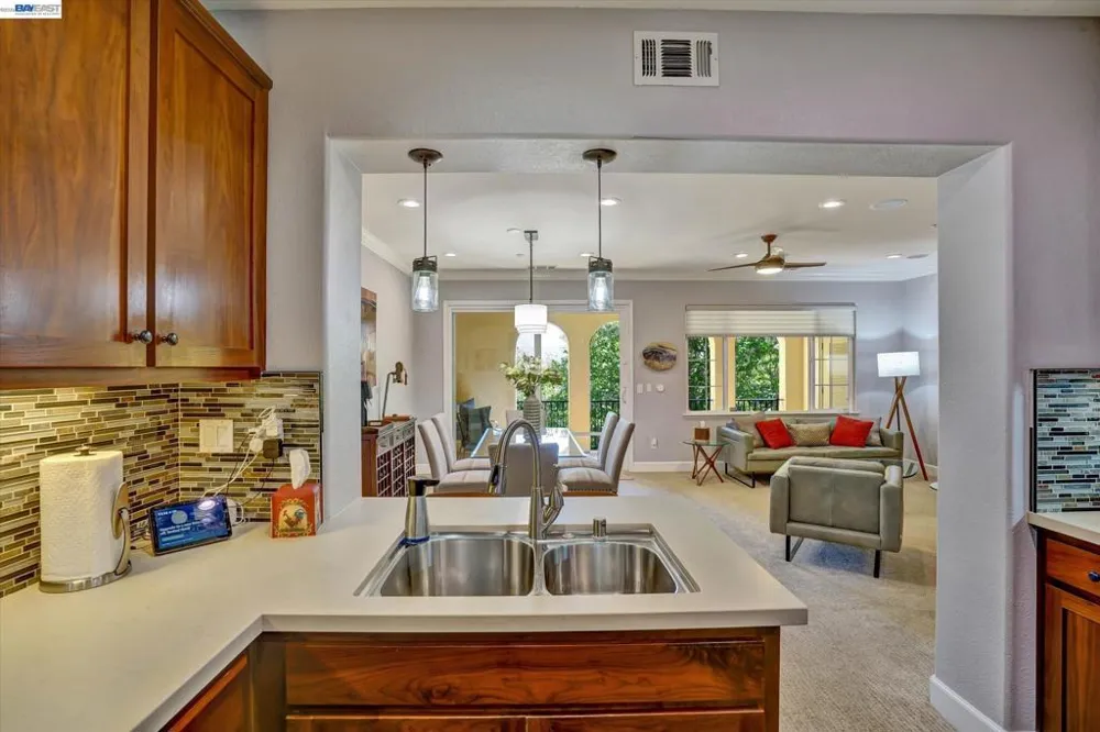 2811 Quarryhill Ave #4 Livermore, CA 94551