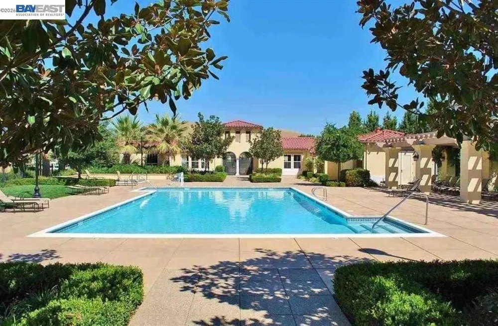 2811 Quarryhill Ave #4 Livermore, CA 94551