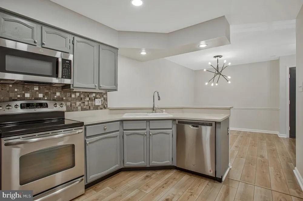 2700 SUMMERVIEW WAY #304 Annapolis, MD 21401