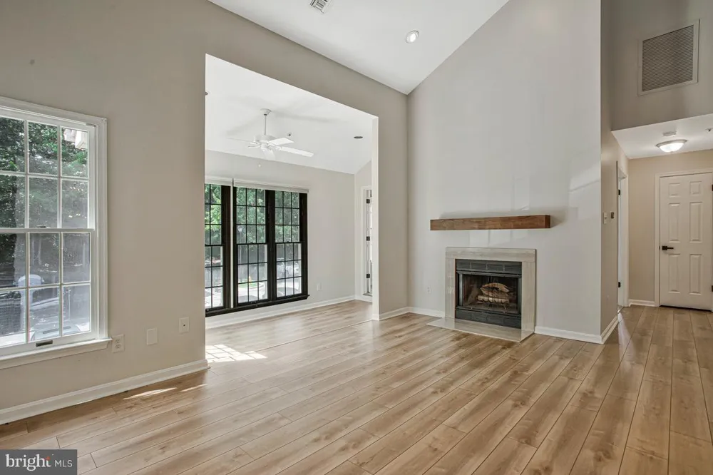 2700 SUMMERVIEW WAY #304 Annapolis, MD 21401