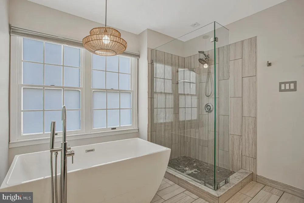 2700 SUMMERVIEW WAY #304 Annapolis, MD 21401