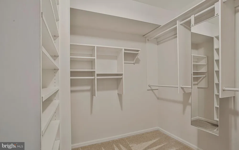 2700 SUMMERVIEW WAY #304 Annapolis, MD 21401