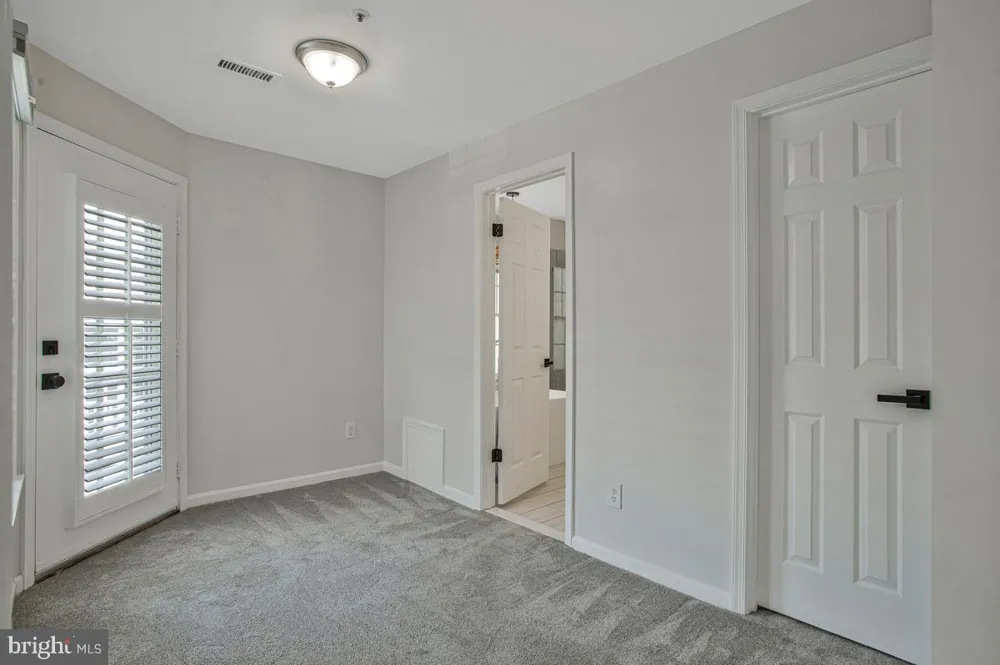 2700 SUMMERVIEW WAY #304 Annapolis, MD 21401