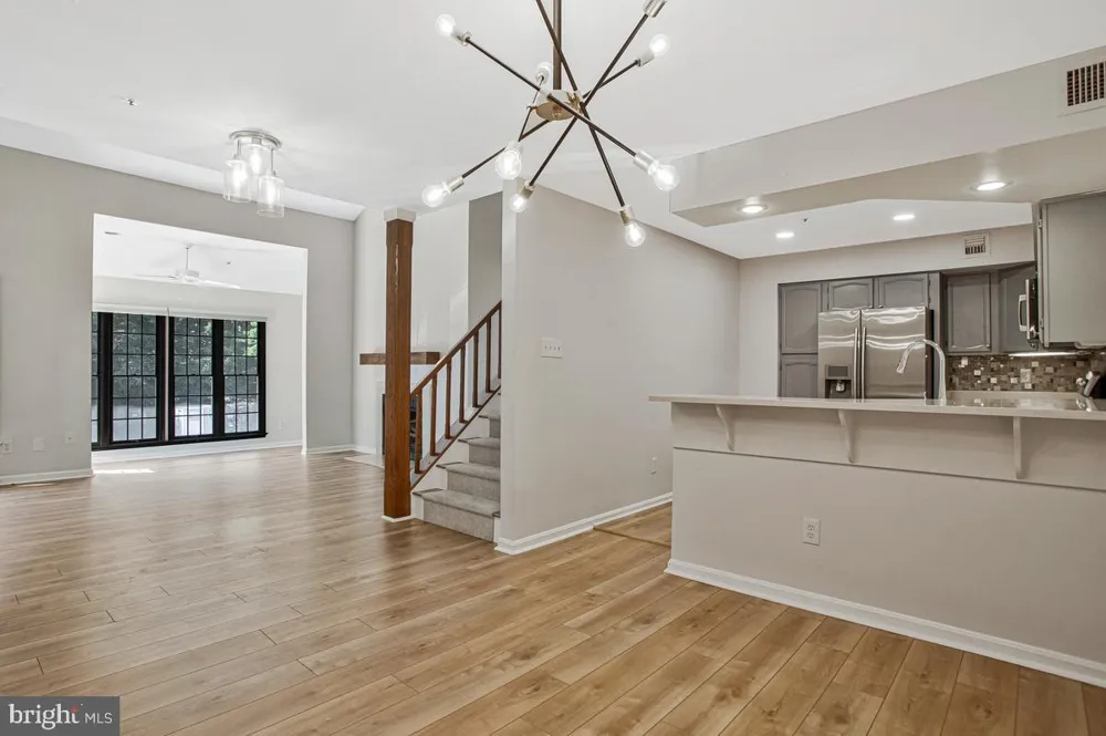 2700 SUMMERVIEW WAY #304 Annapolis, MD 21401