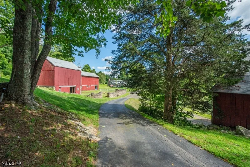 440 Rockaway Valley Rd Boonton, NJ 07005