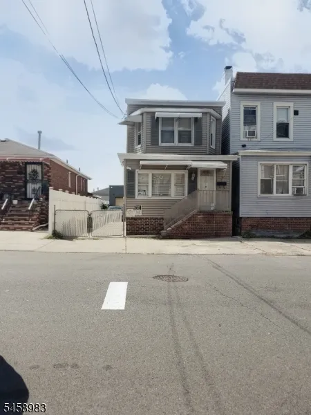 105 Mcadoo Ave