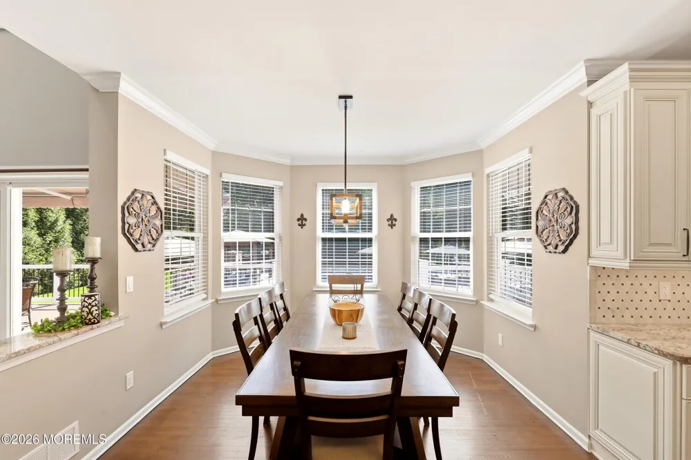 11 Swallow Tail Court Jackson, NJ 08527