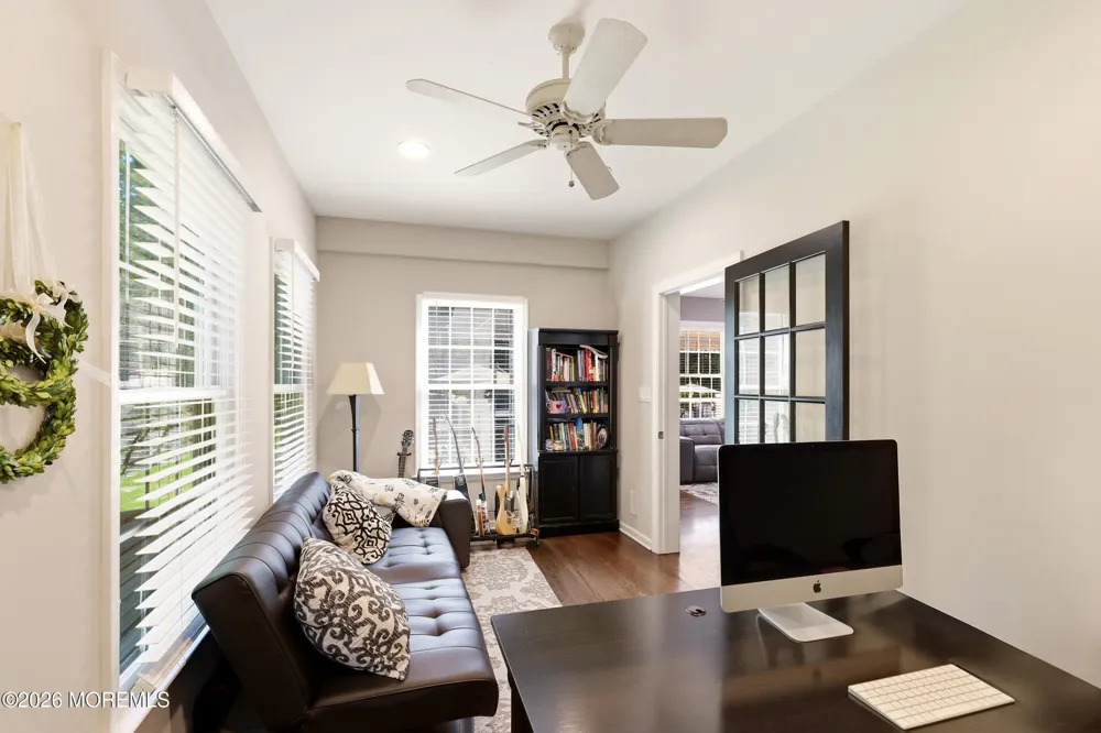 11 Swallow Tail Court Jackson, NJ 08527