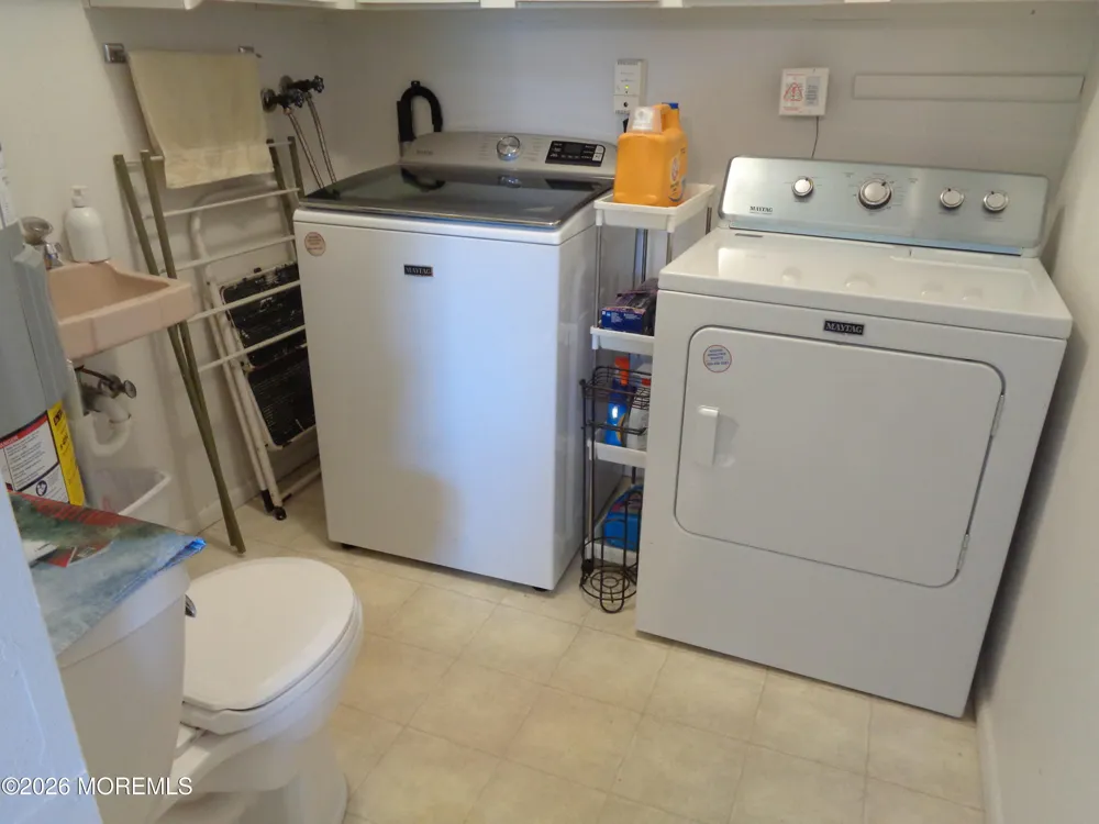 94 Fairway Lane Whiting, NJ 08759