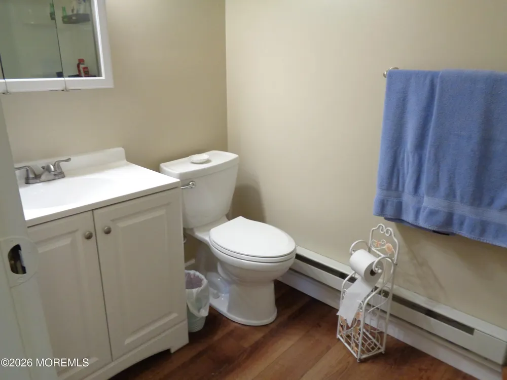 94 Fairway Lane Whiting, NJ 08759