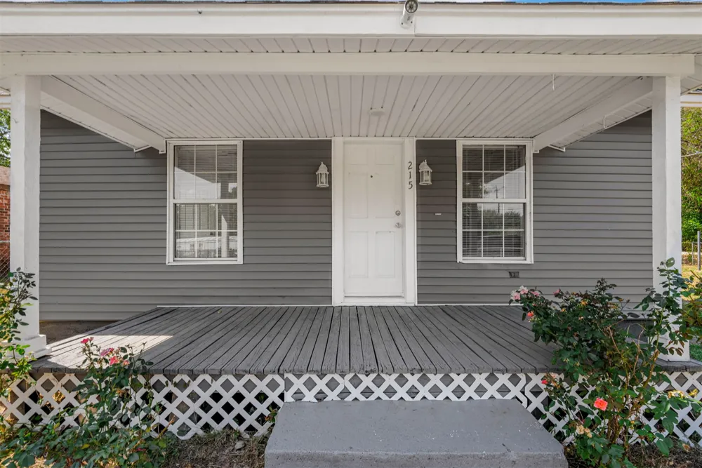 215 S Main Street Vera, OK 74082