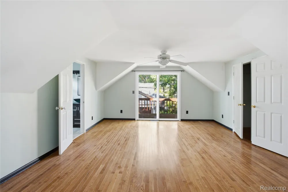 1408 Mohawk Avenue Royal Oak City, MI 48067