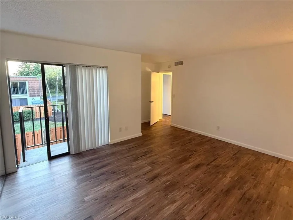 1406 Park Shore Circle #3 Fort Myers, FL 33901