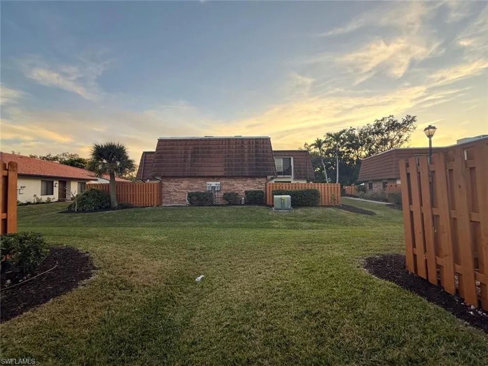 1406 Park Shore Circle #3 Fort Myers, FL 33901