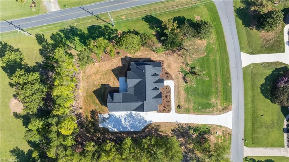 2137 Patriot Woods Drive Asheboro, NC 27205