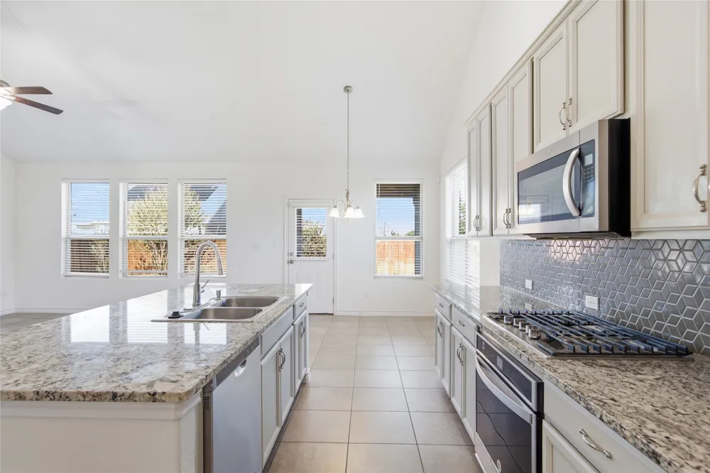 701 S San Marcos Street Manor, TX 78653