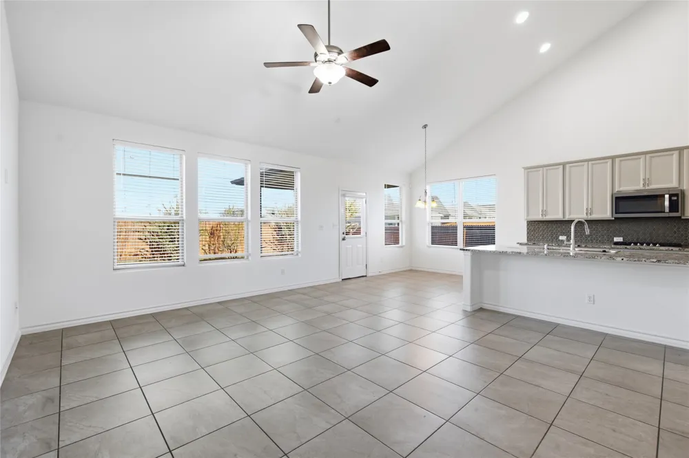 701 S San Marcos Street Manor, TX 78653