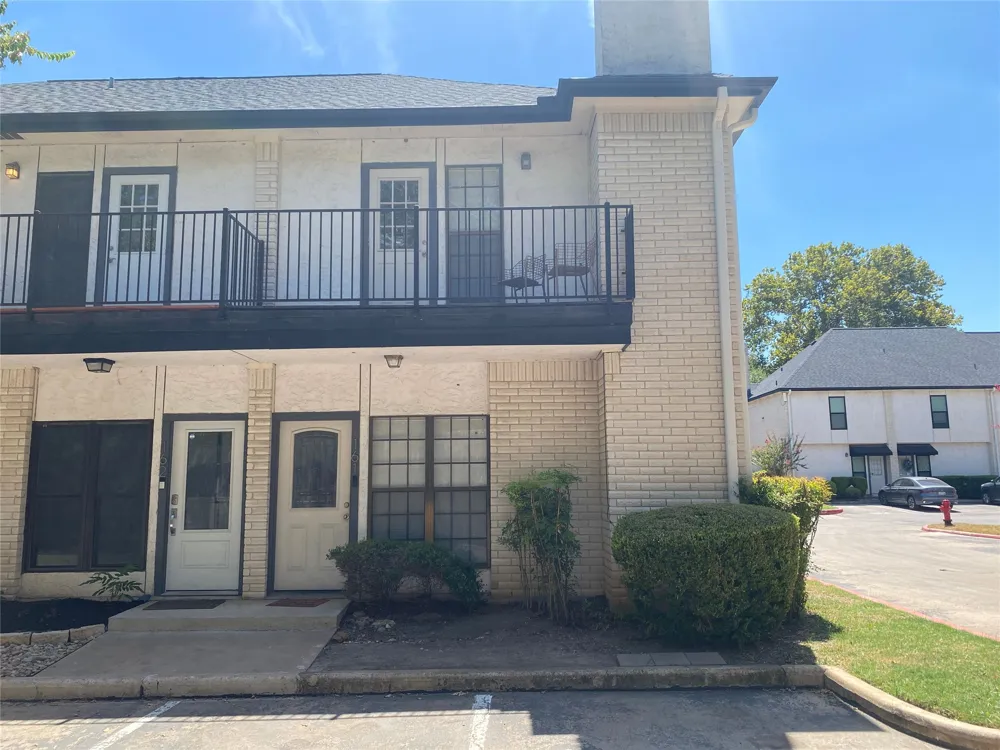 1307 Kinney Avenue #161 Austin, TX 78704