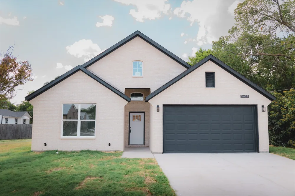 3622 Roberts Street Greenville, TX 75401