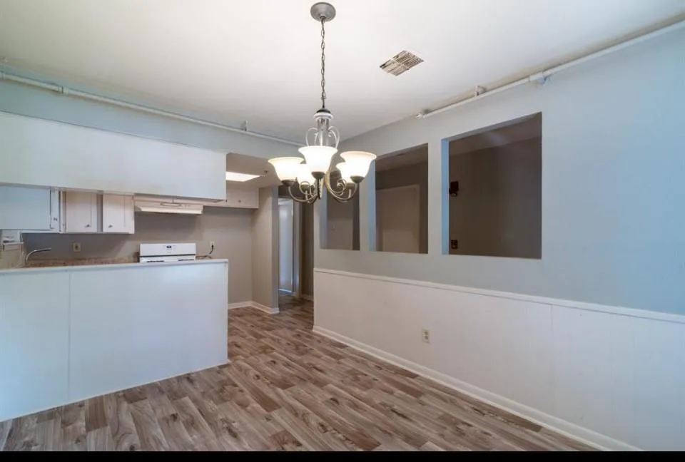 7621 Gleason Road Houston, TX 77016