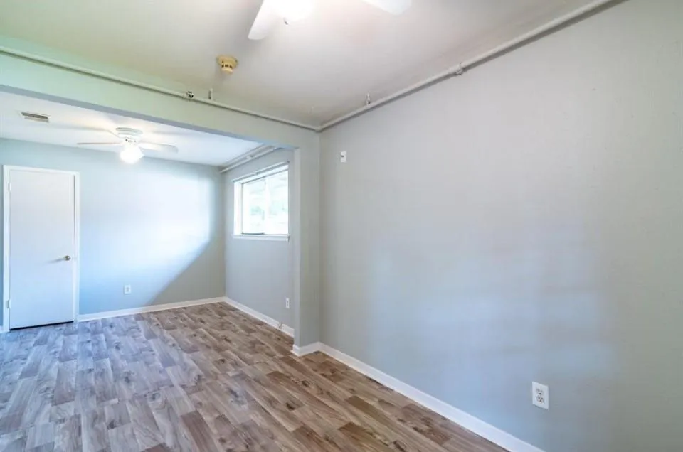 7621 Gleason Road Houston, TX 77016