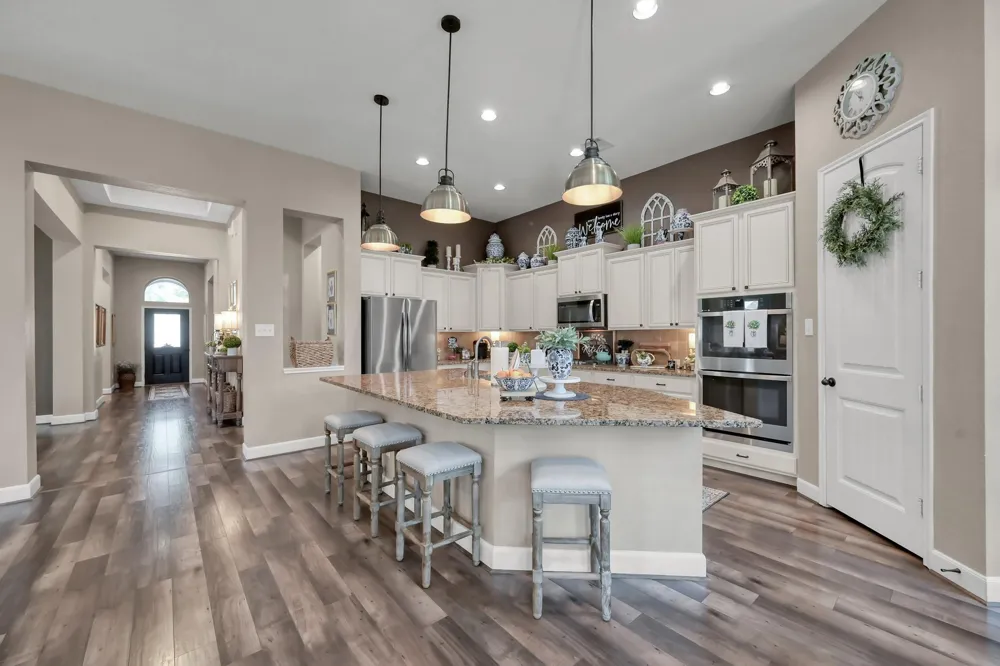 1930 Parnevik Place Conroe, TX 77304