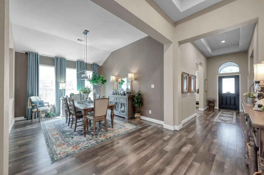 1930 Parnevik Place Conroe, TX 77304