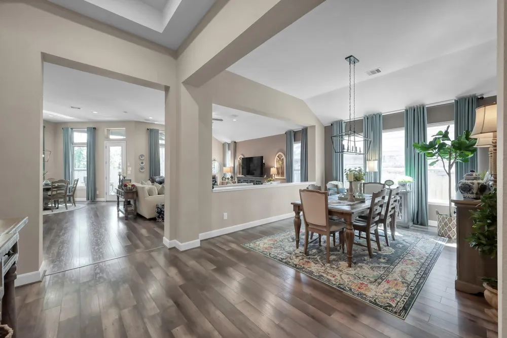 1930 Parnevik Place Conroe, TX 77304