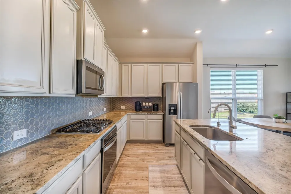 10906 Avana Falls Lane Richmond, TX 77406