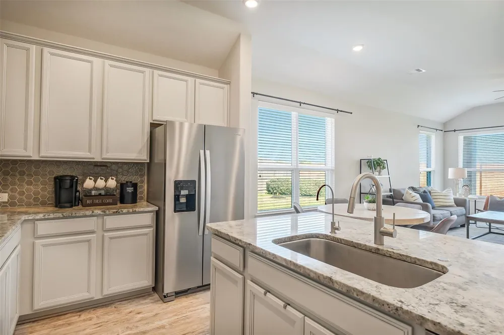 10906 Avana Falls Lane Richmond, TX 77406