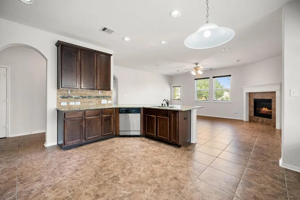 3515 Curley Maple Drive Pearland, TX 77584