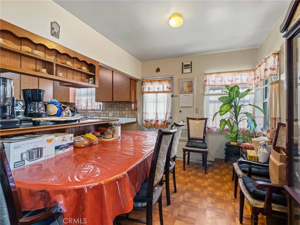 3145 Indiana South Gate, CA 90280