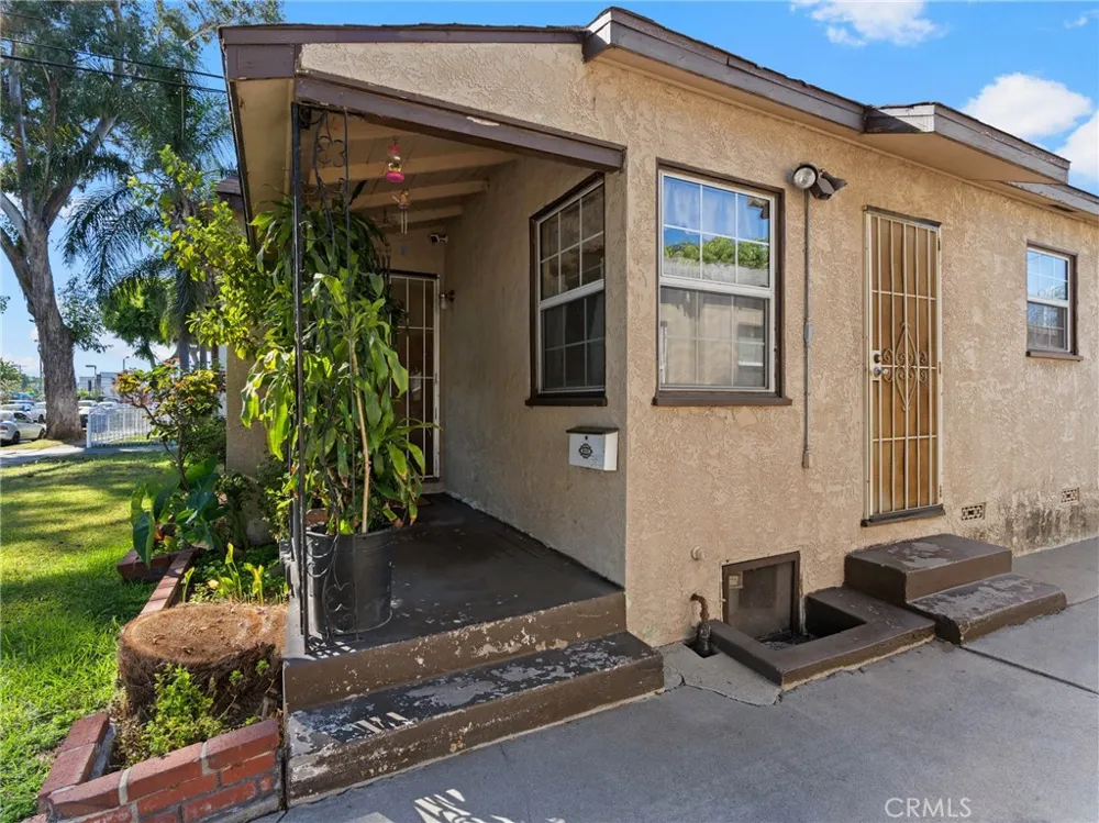 3145 Indiana South Gate, CA 90280