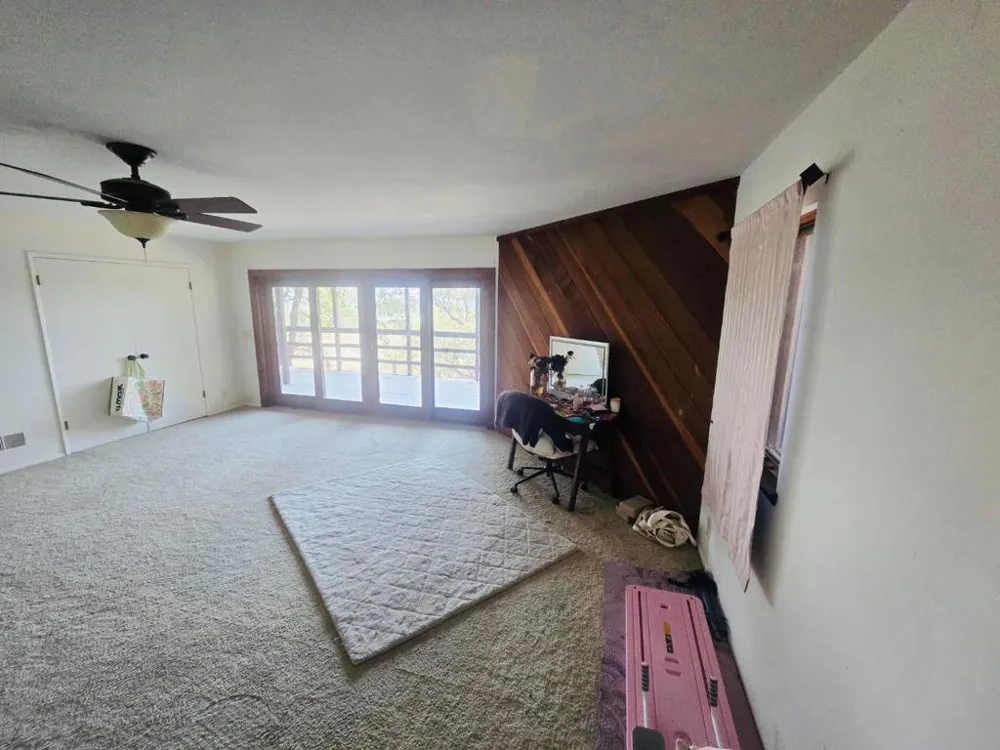 1040 Comstock Road Hollister, CA 95023