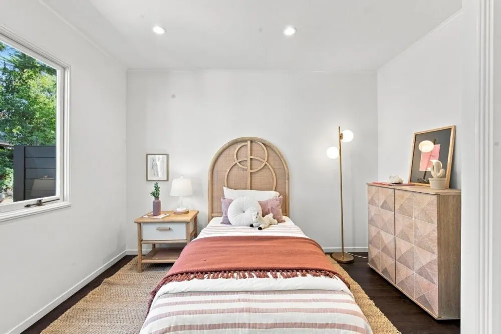 5915 Rincon Drive Oakland, CA 94611