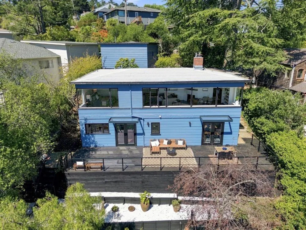 5915 Rincon Drive Oakland, CA 94611
