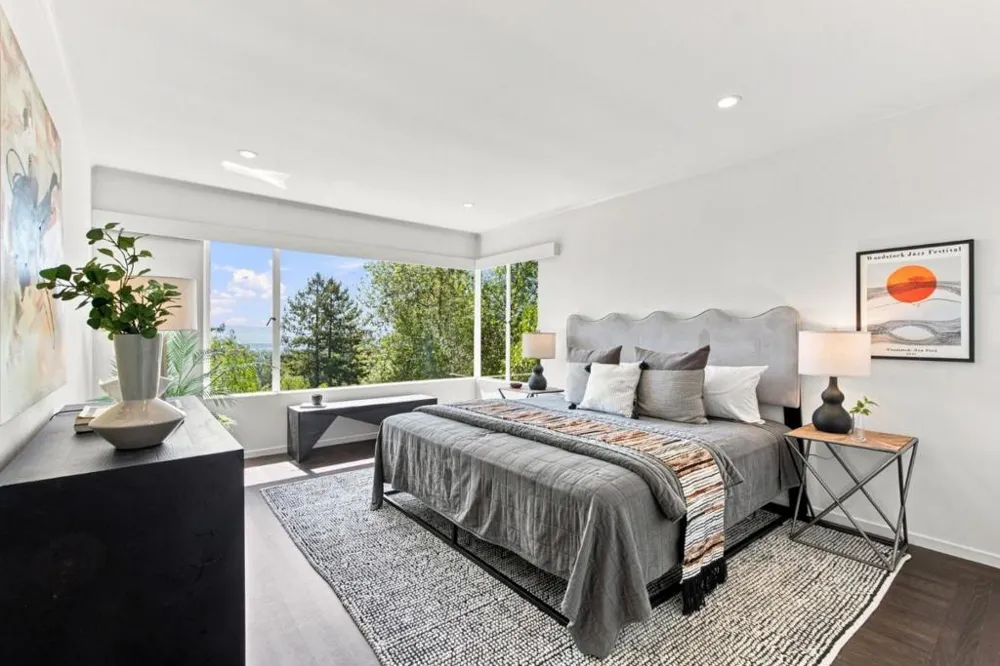 5915 Rincon Drive Oakland, CA 94611