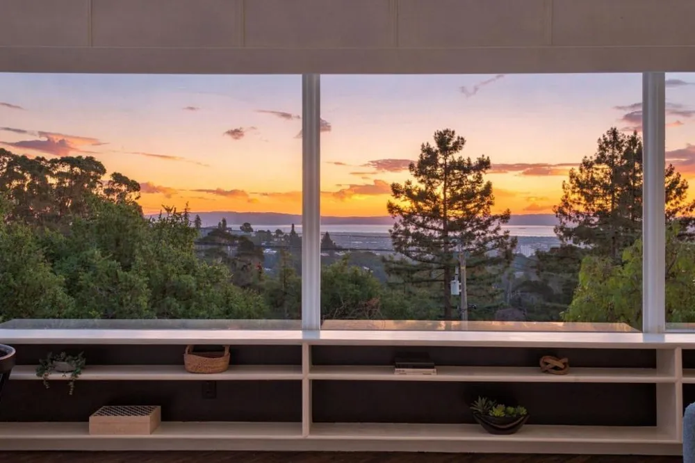 5915 Rincon Drive Oakland, CA 94611
