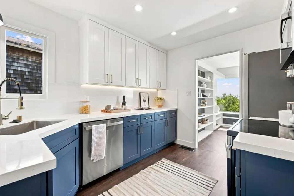 5915 Rincon Drive Oakland, CA 94611