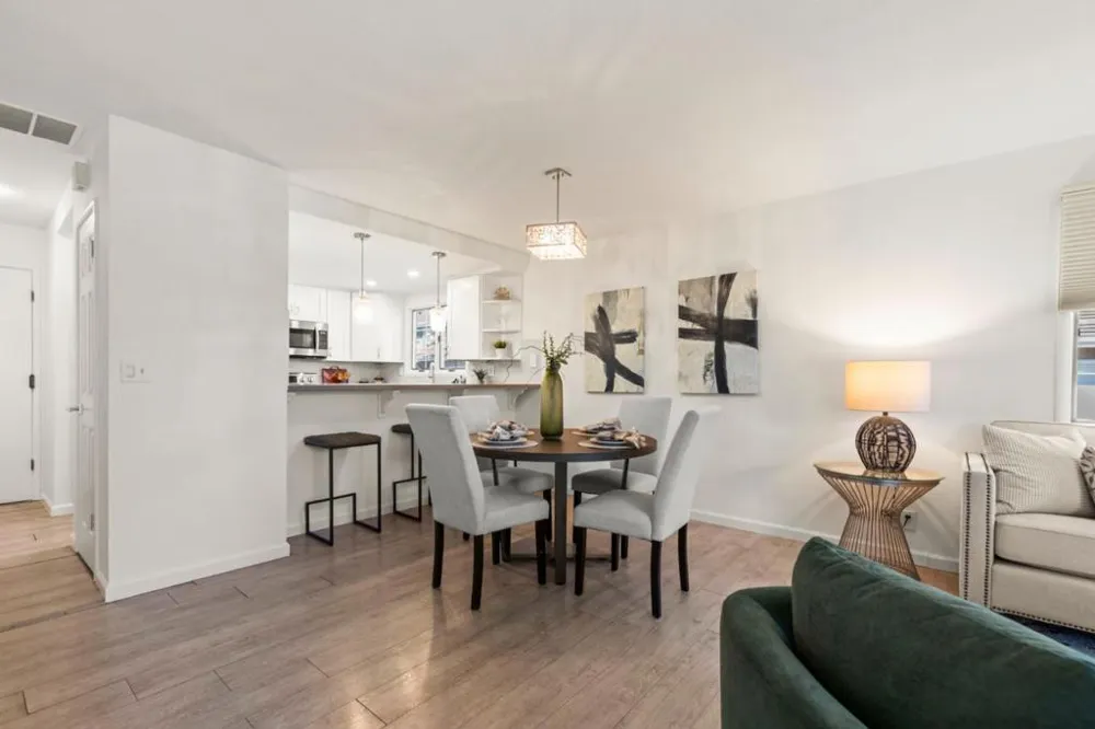 171 Redding Road Campbell, CA 95008