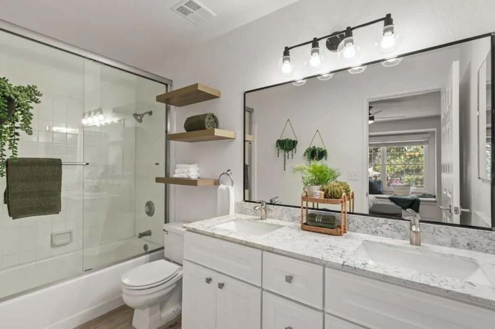 171 Redding Road Campbell, CA 95008