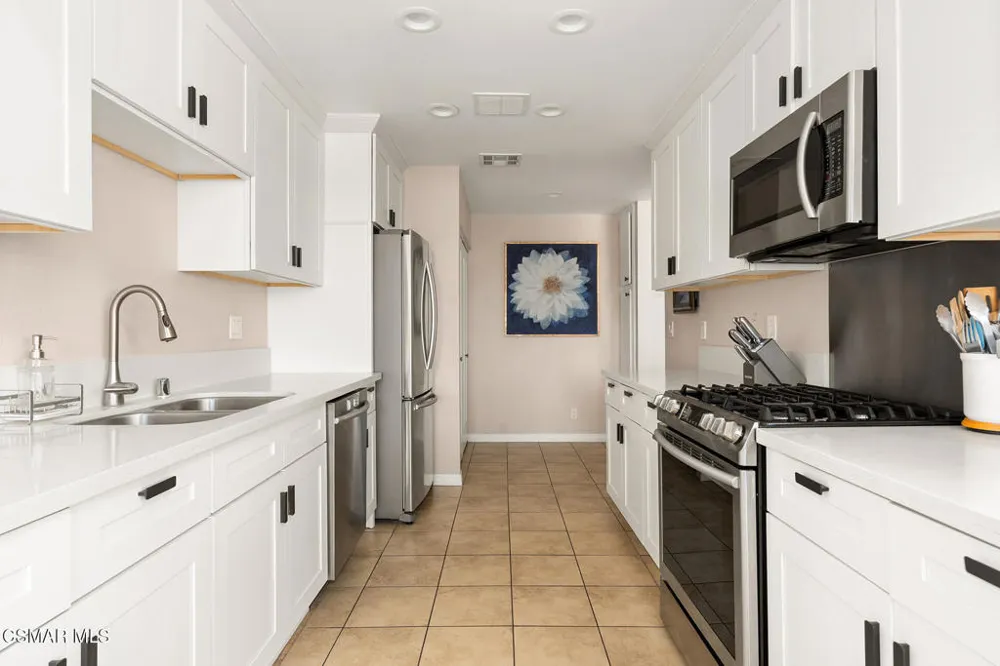 13331 Moorpark Street #328 Sherman Oaks, CA 91423