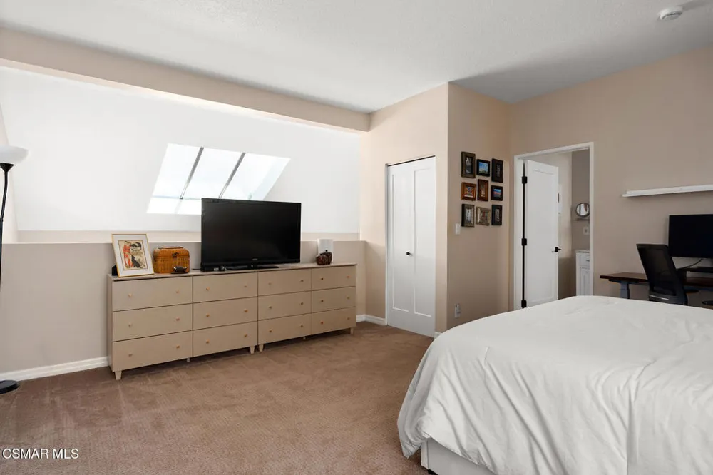 13331 Moorpark Street #328 Sherman Oaks, CA 91423