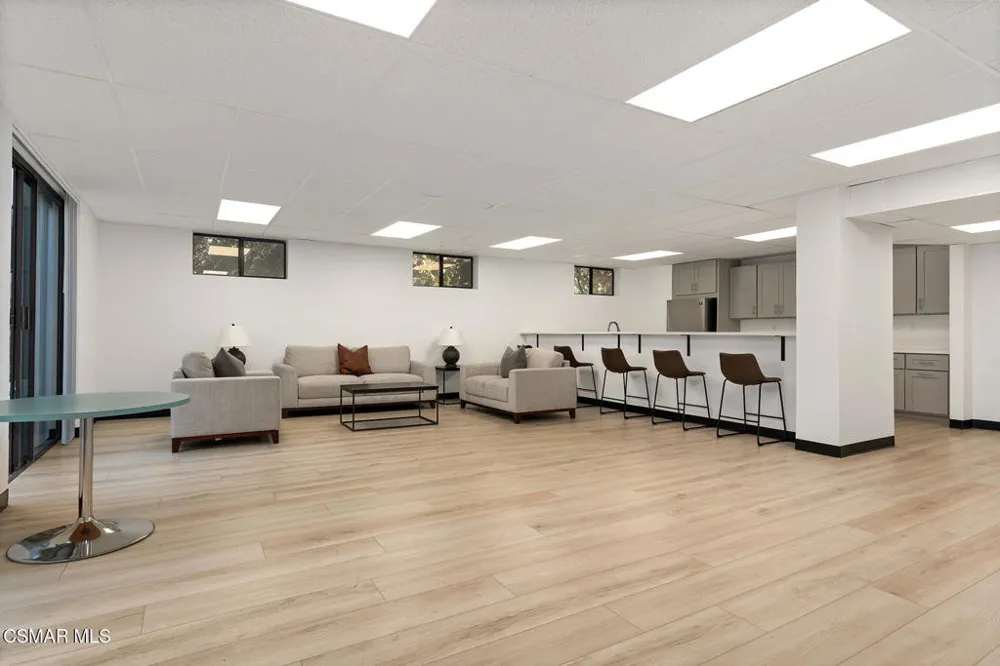 13331 Moorpark Street #328 Sherman Oaks, CA 91423